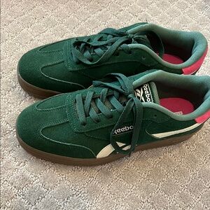 Reebok Green and Pink Sneakers Retro Style